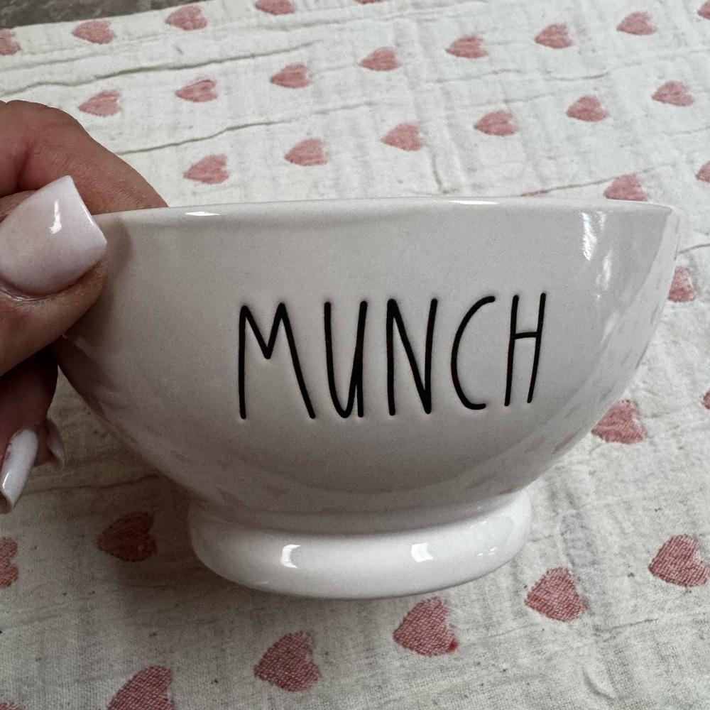 Rae Dunn white “Munch” bowl
